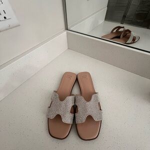 Summer sandals size 6.5. A new day brand